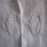 Old monogram damask tablecloth 130x130cm