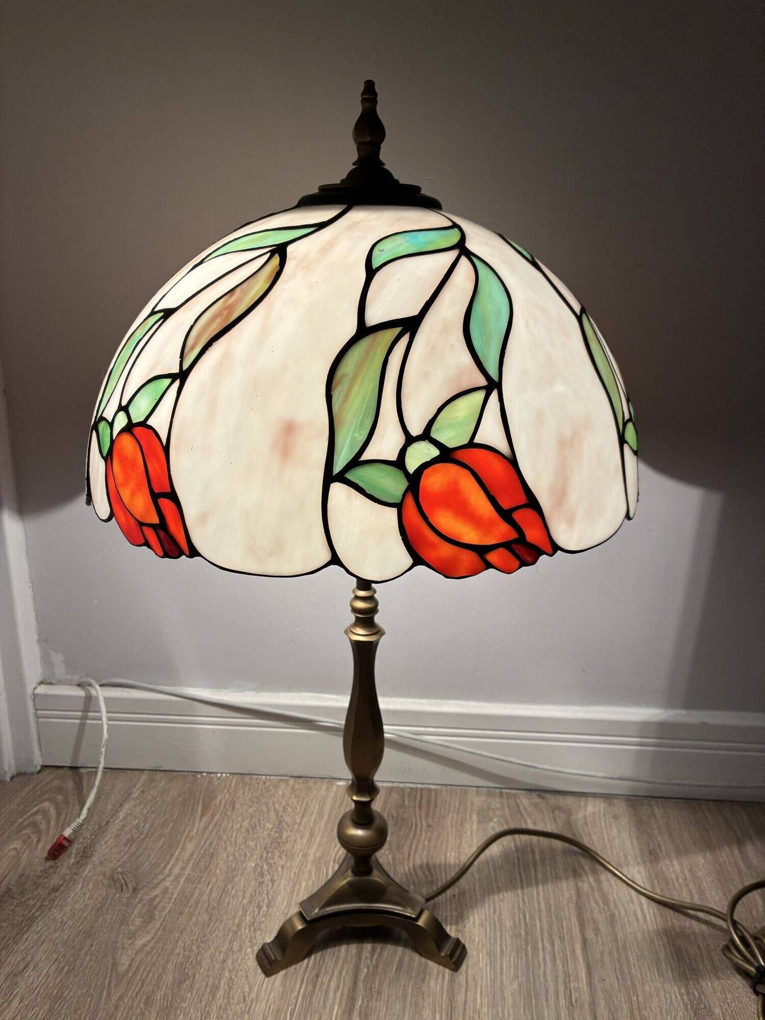 Perenz Tiffany style stained glass table lamp, brass, signed