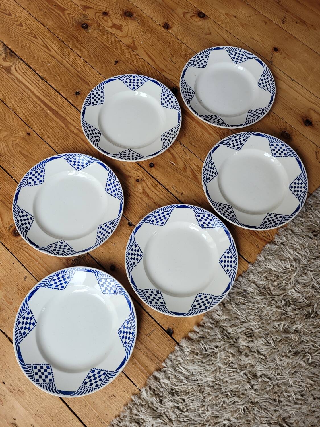 Set of 6 Pantin de Orchies flat plates Moulin des Loups and Hamage