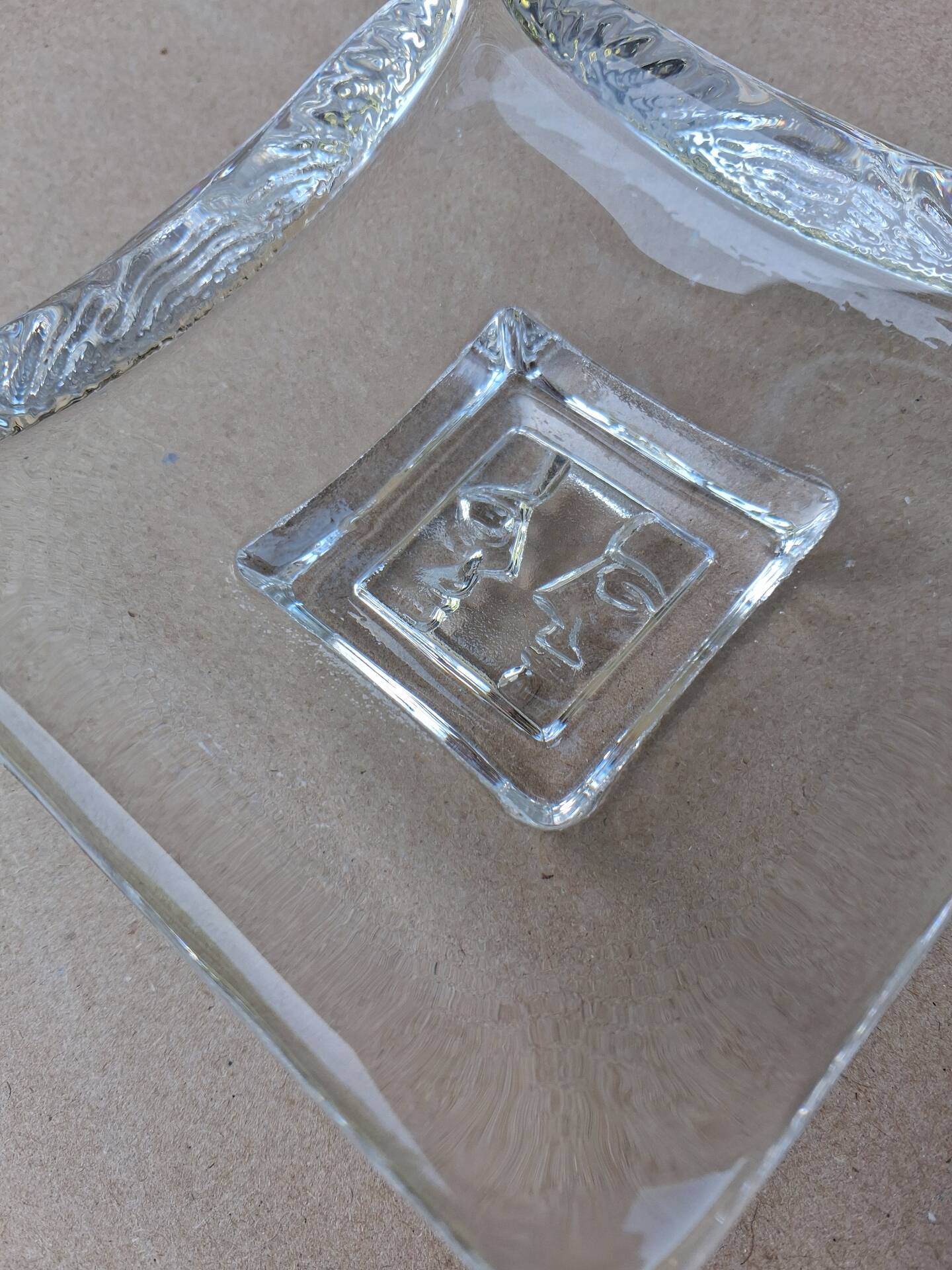 Ashtray art glass, Bertil Vallien for Kosta Boda