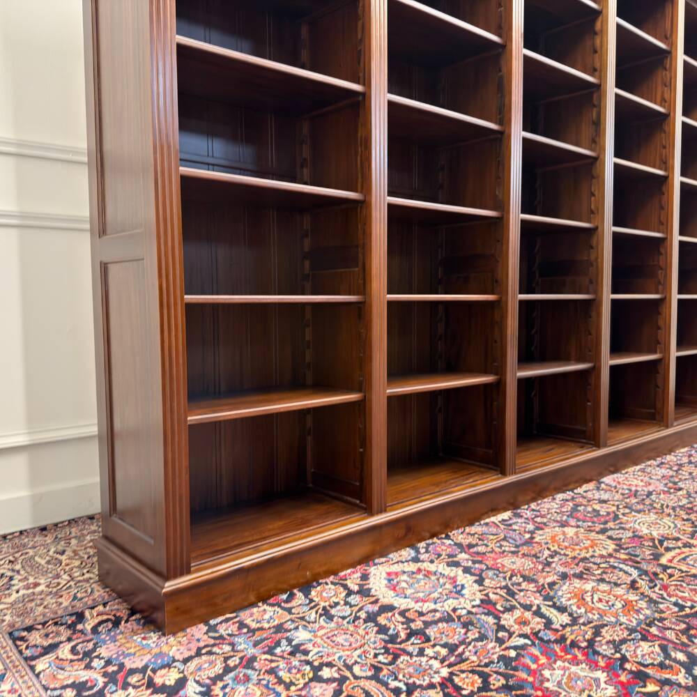 Large Classic English Open Bookcase