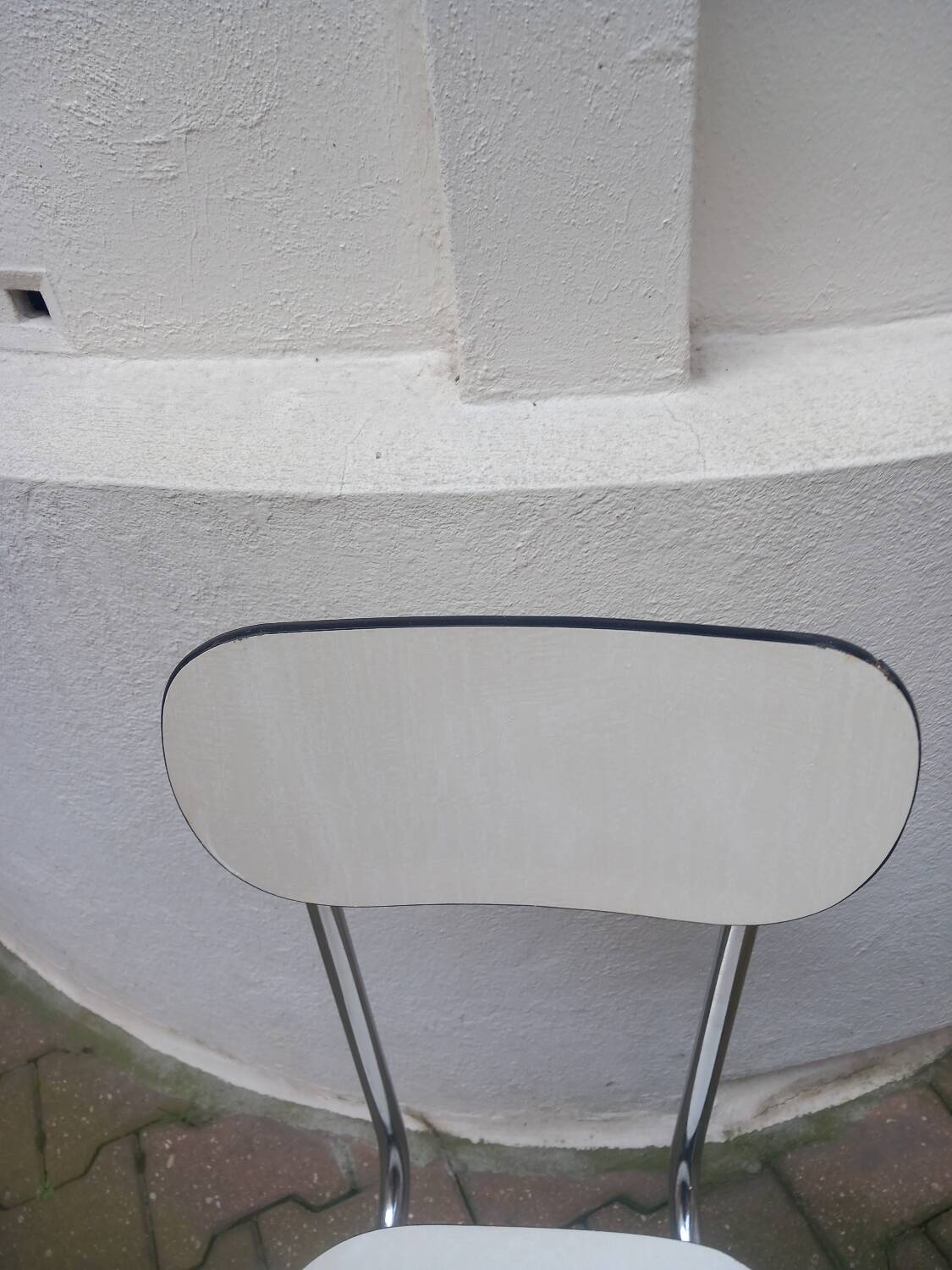 Chaise en formica