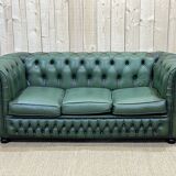 Chesterfield sofa in green leather 3 places from the 80s