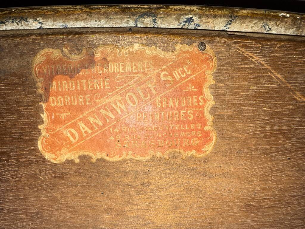 Antique gilded wooden mirror, shuttle shape - Maison Dannwolf, Strasbourg - F