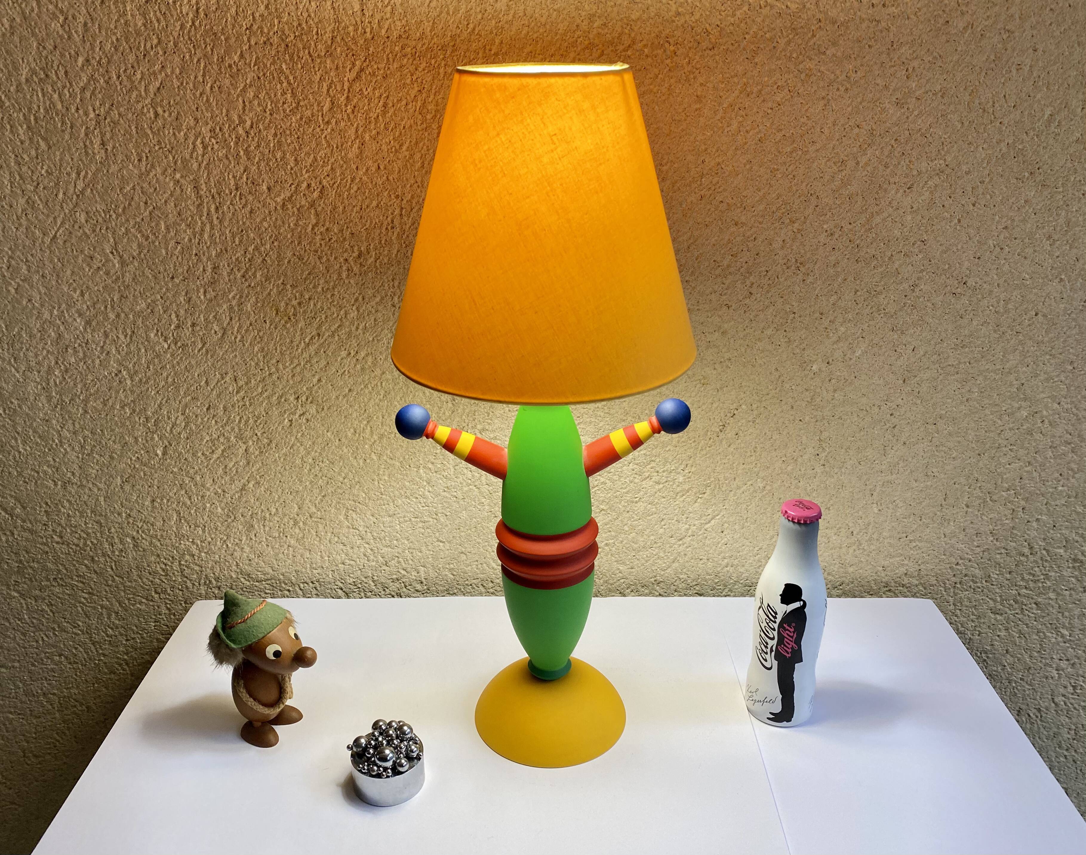 Lampe de table Totem design Olivier Vilatte vintage années 80 Memphis style