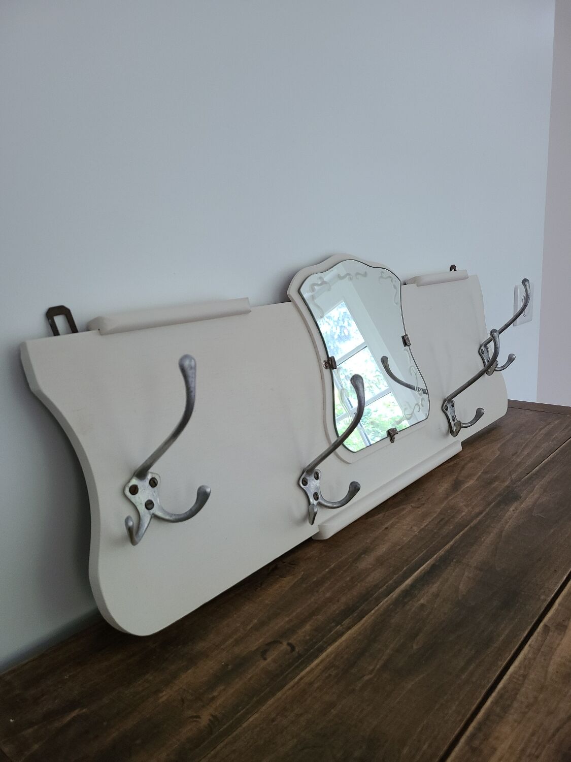 Coat hooks 4 aluminum hooks wall-mounted coat rack mirror vintage art deco old off-white