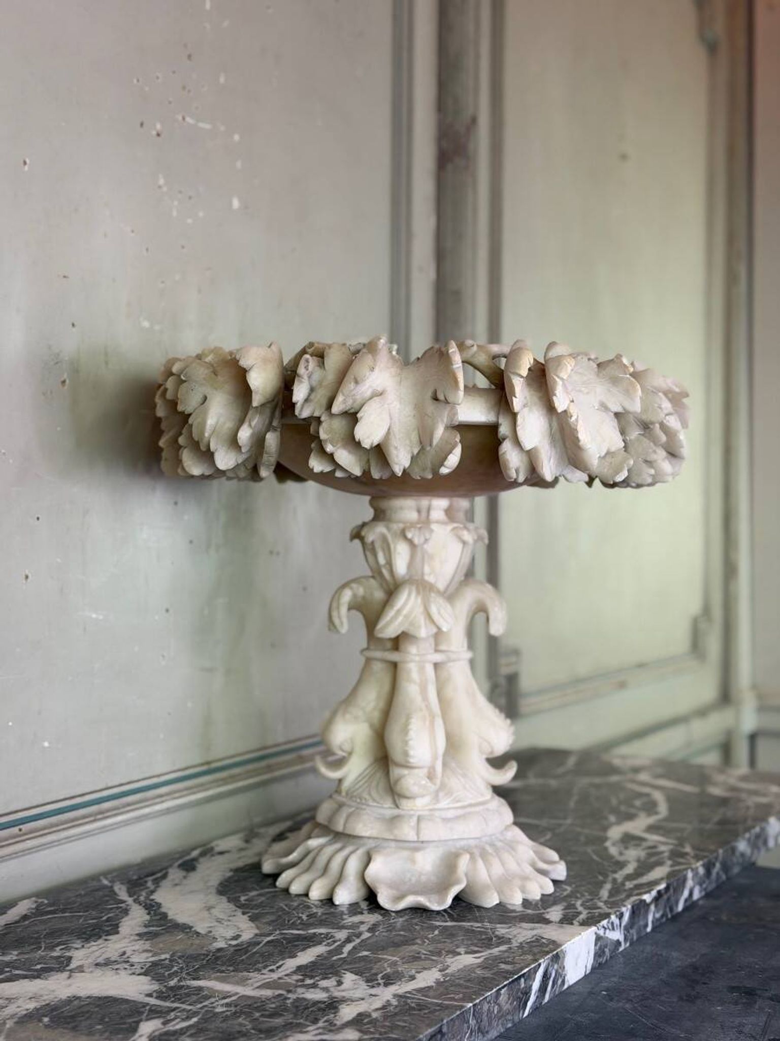 Grande coupe en albâtre Italie vers 1900
