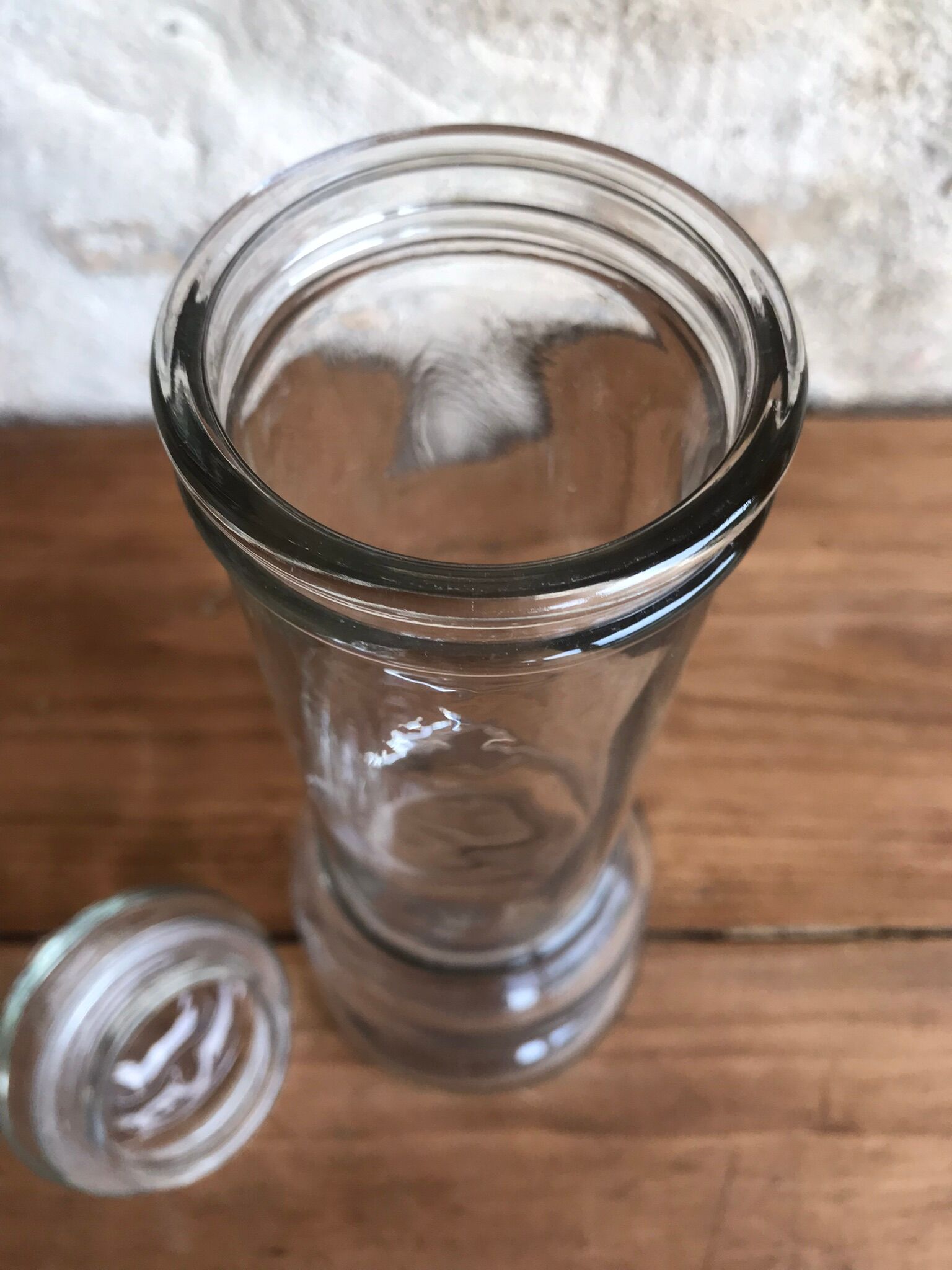 Glass apothecary jar
