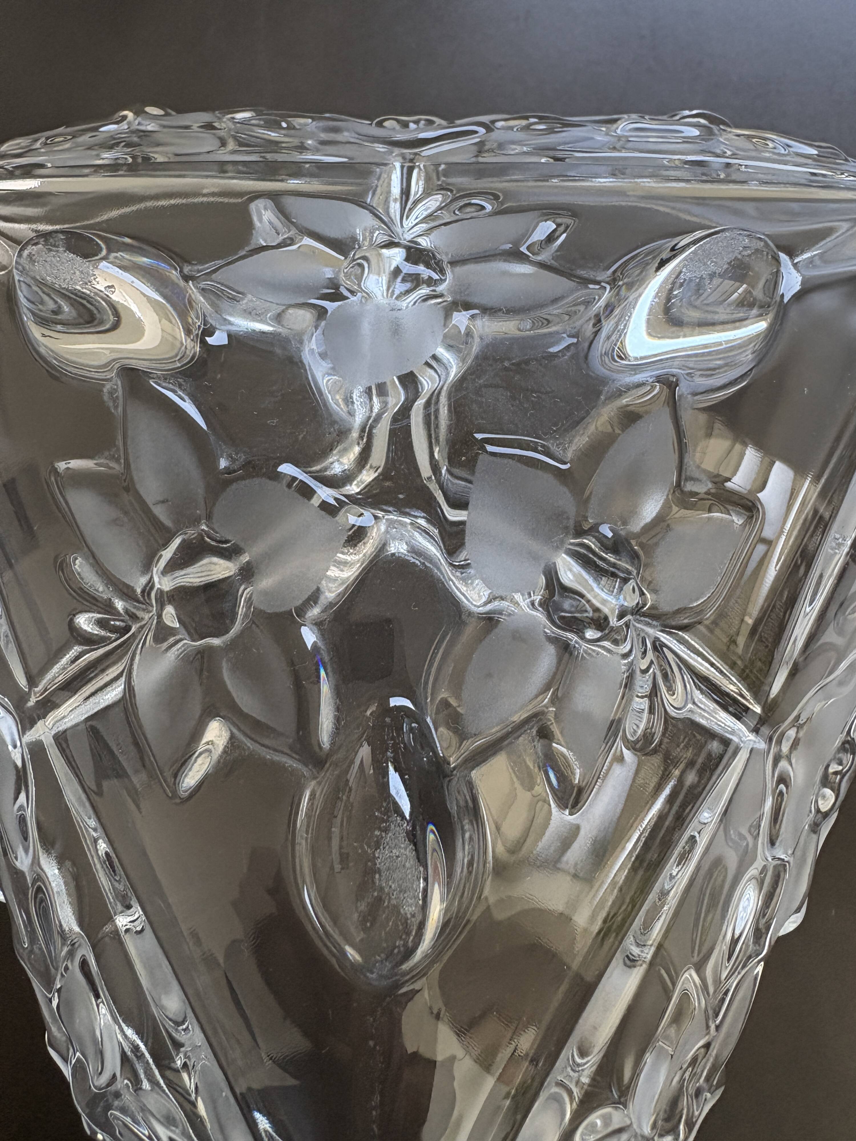 Crystal triangle dish