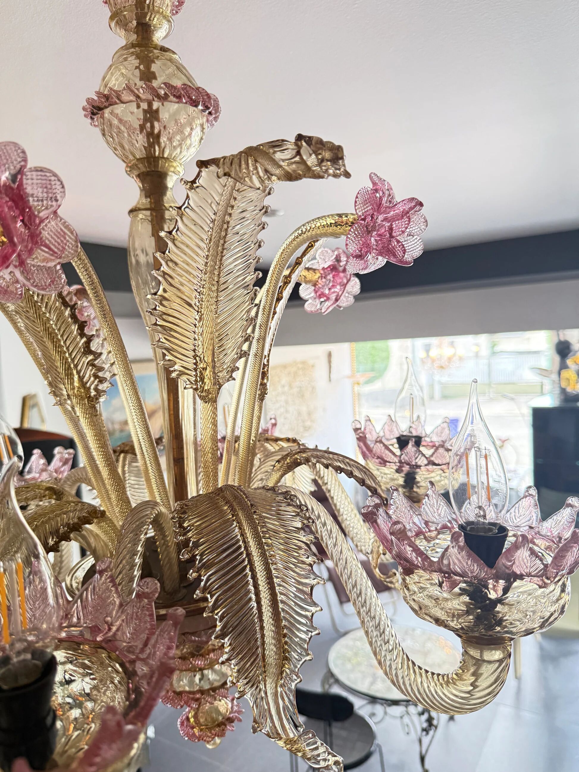 Venetian glass chandelier with pink and gold floral decoration – 6 lights