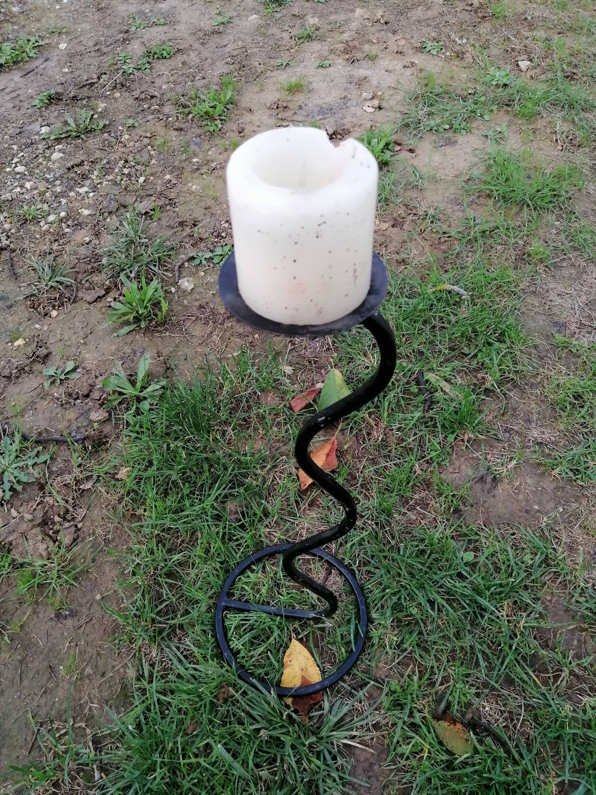 Pairs of candlesticks pique old forged iron candle