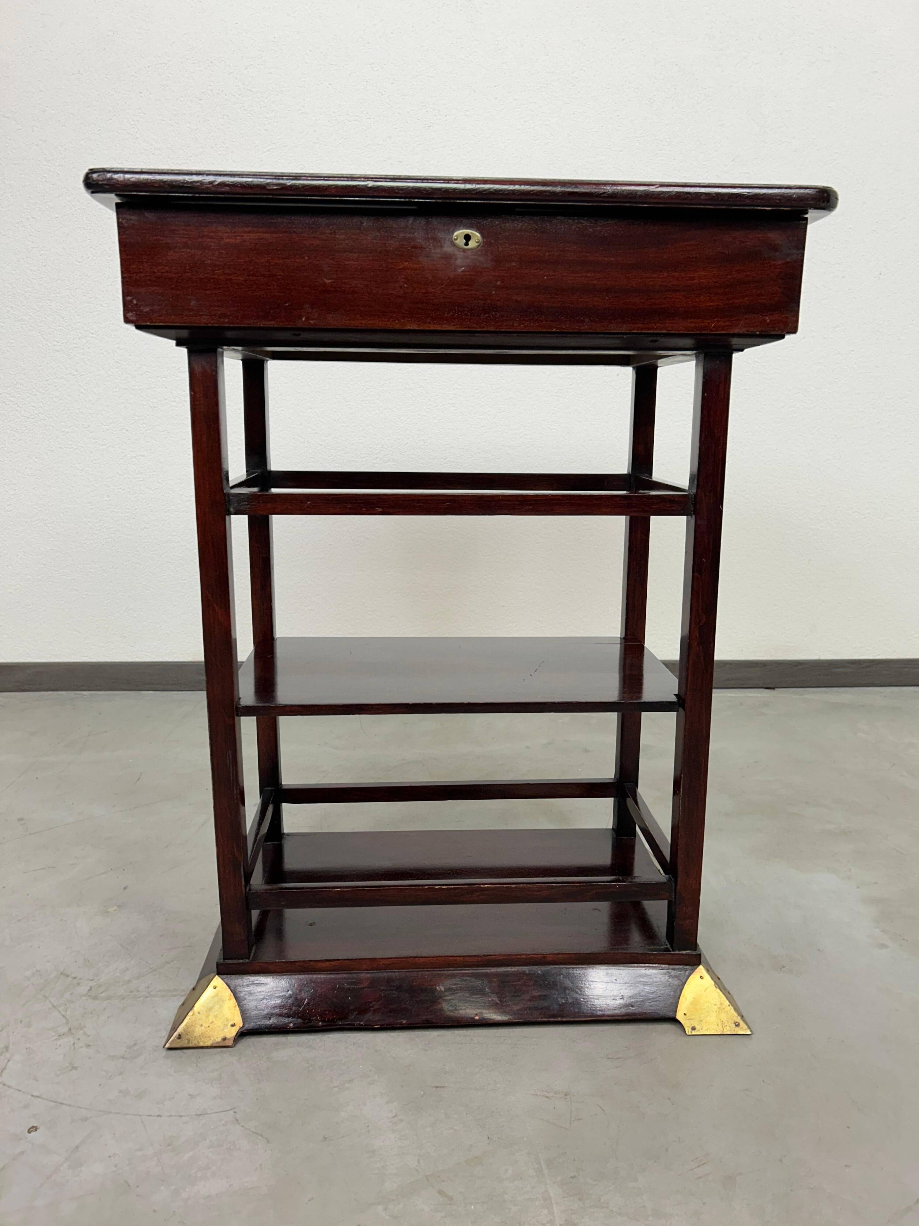 Side table Secession with double top