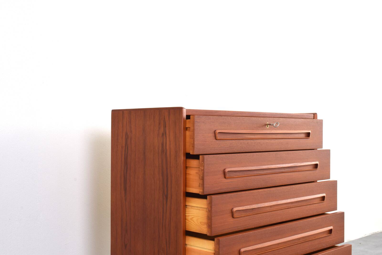 Mid-Century Danish Teak Chest of Drawers, 1960s