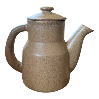 Sandstone pitcher