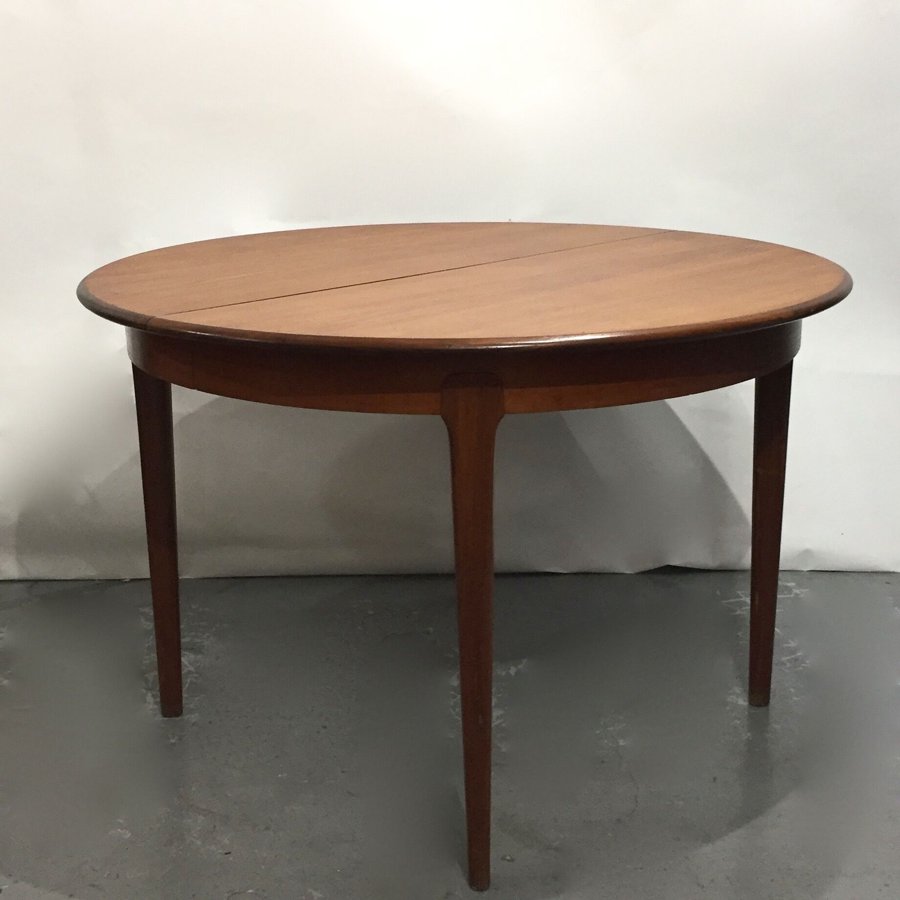 Scandinavian teak dining table with extension cords