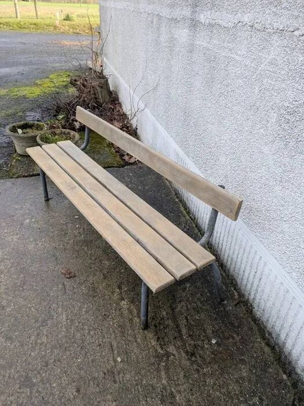 Ancien banc d’école