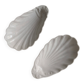 Pair of shell-shaped bowls