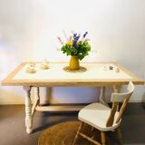 Farm table