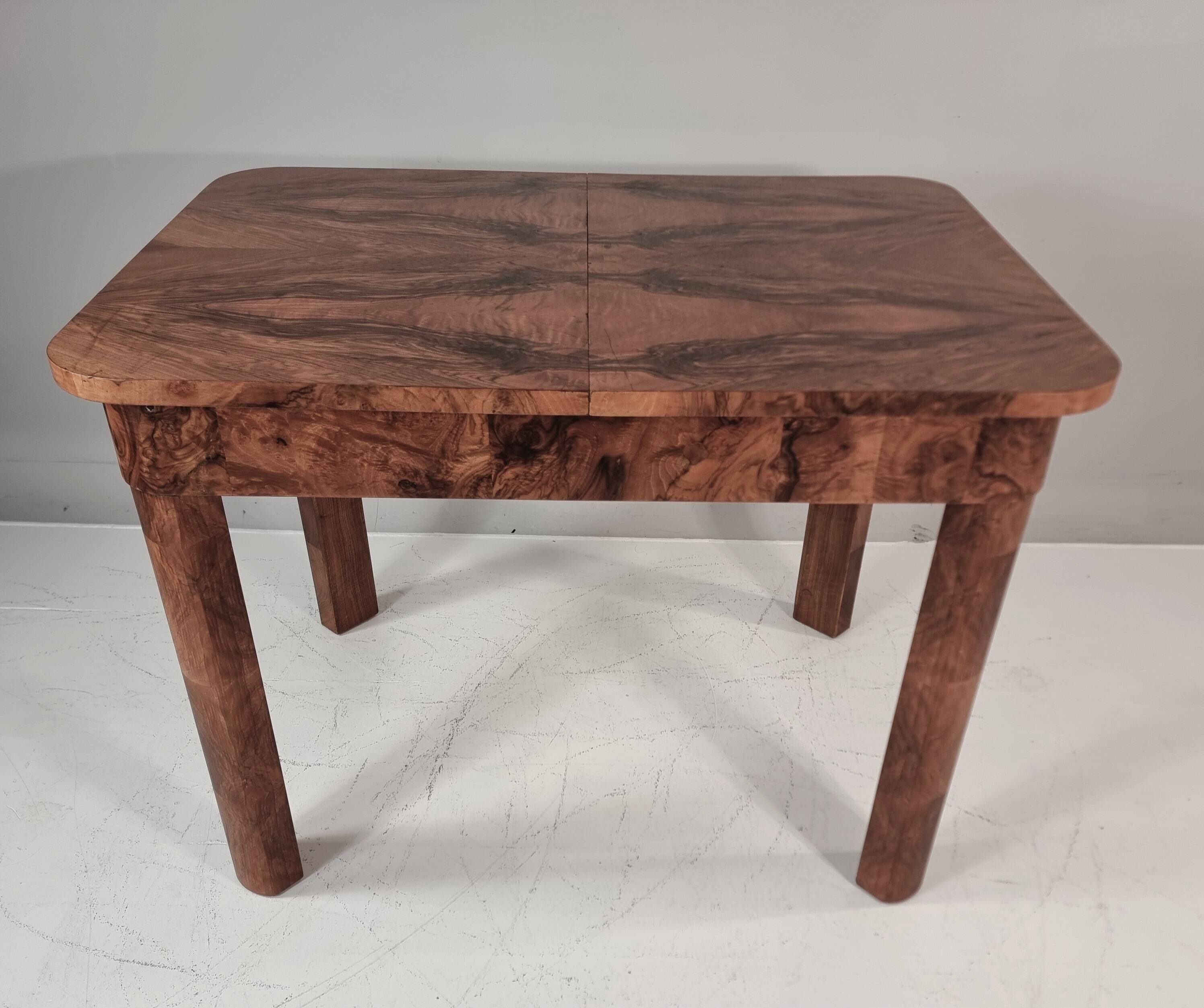 Art Deco dining table in walnut, 1960s