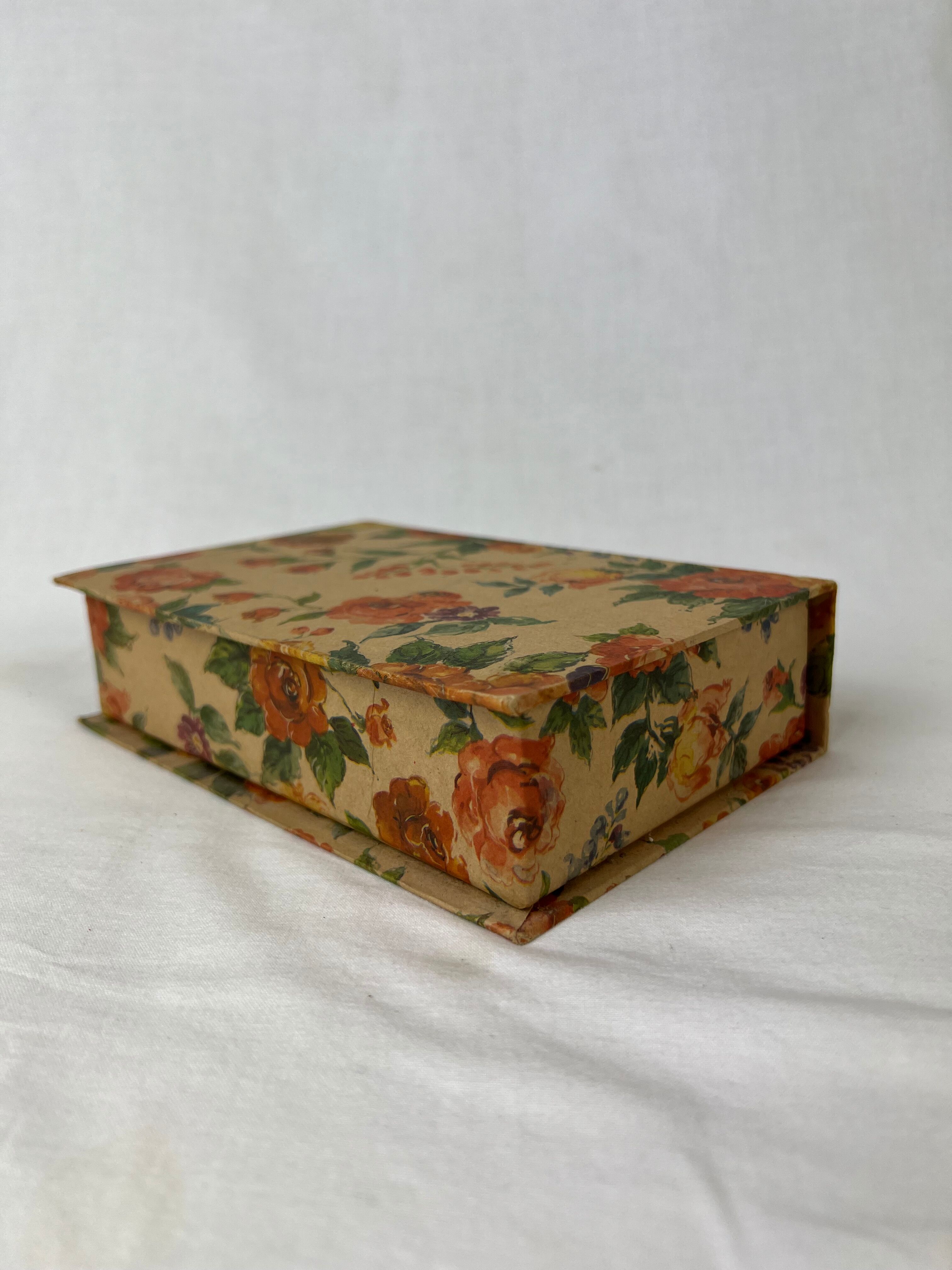 Boîte à bijoux en tissu