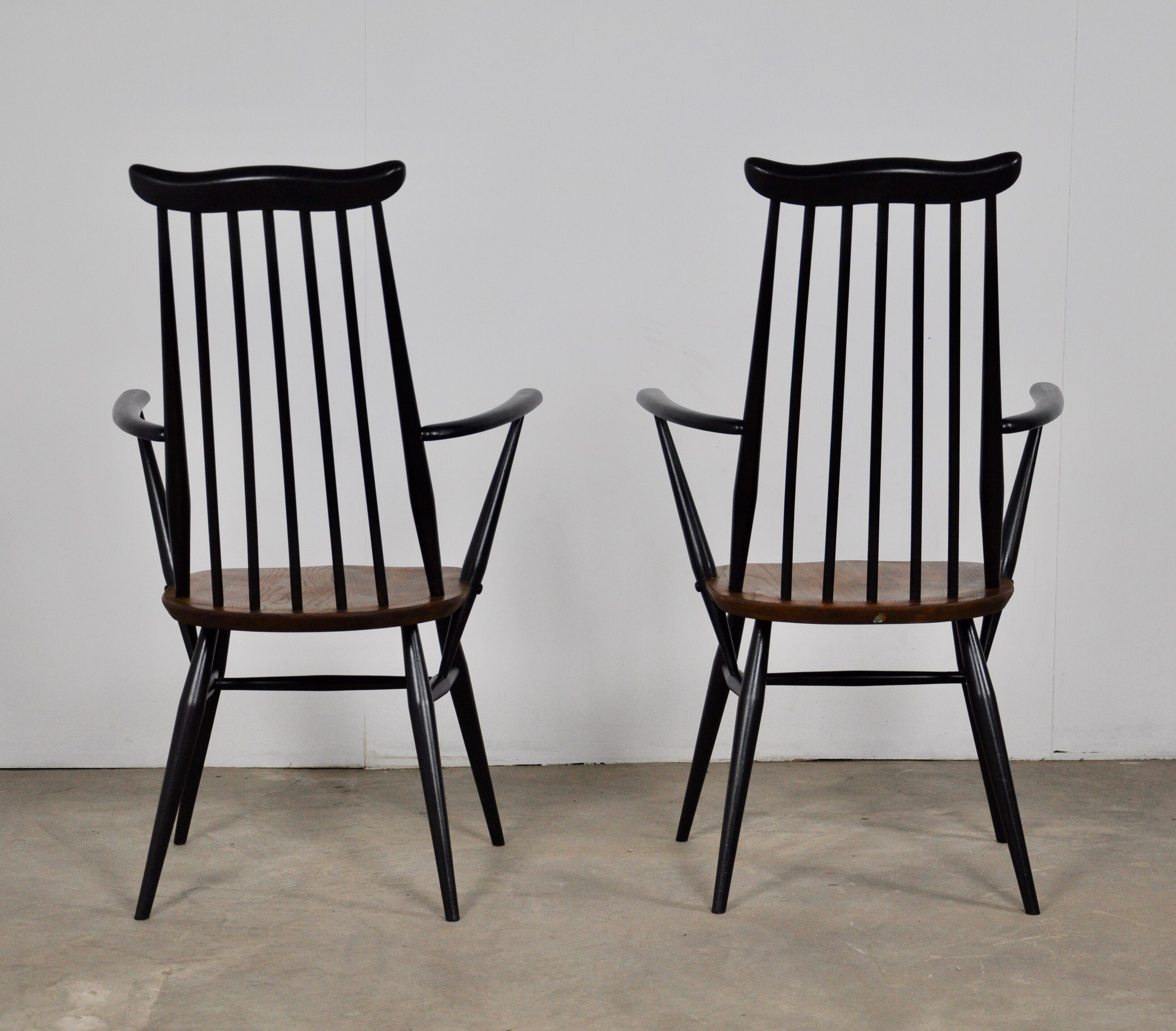 2 fauteuils ercol modèle "goldsmith"