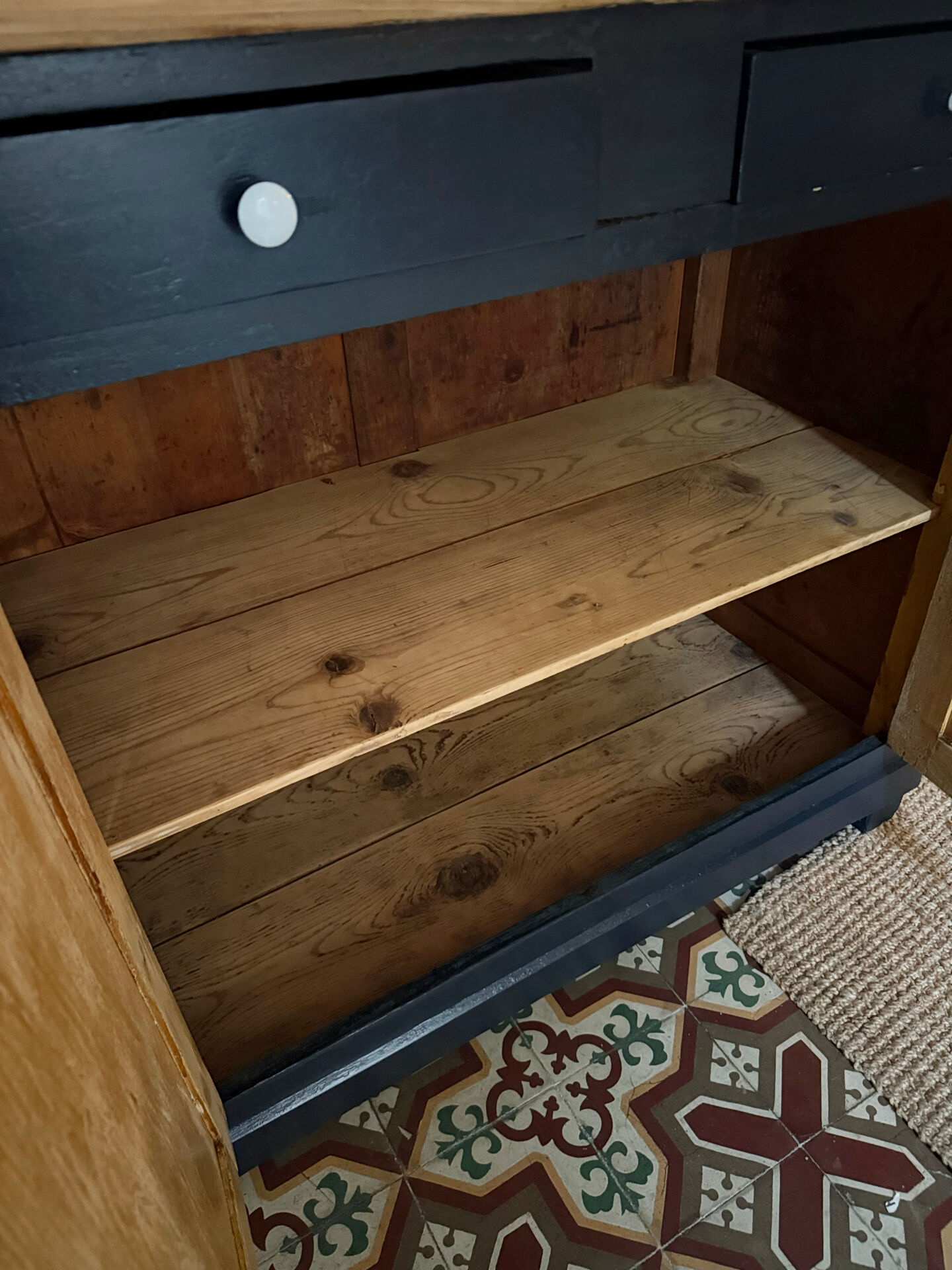 Buffet en bois massif
