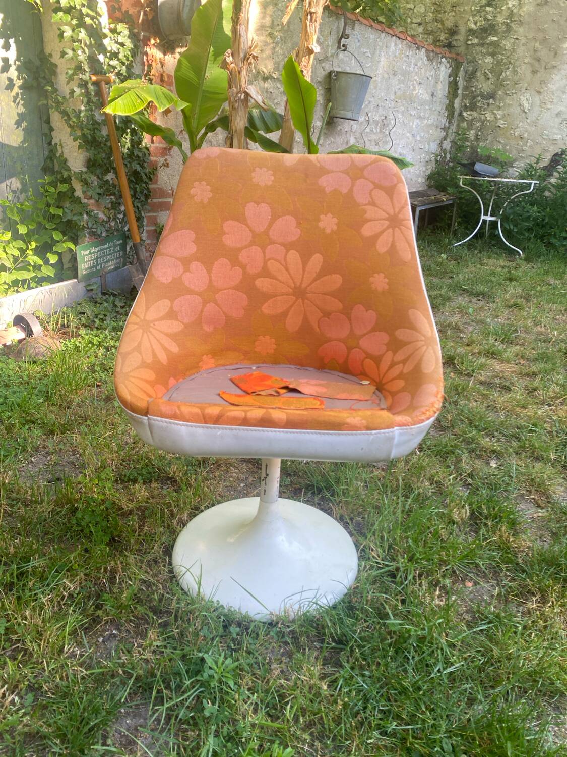 Chaise Pod Tulip  Lusch ERZEUGNIS