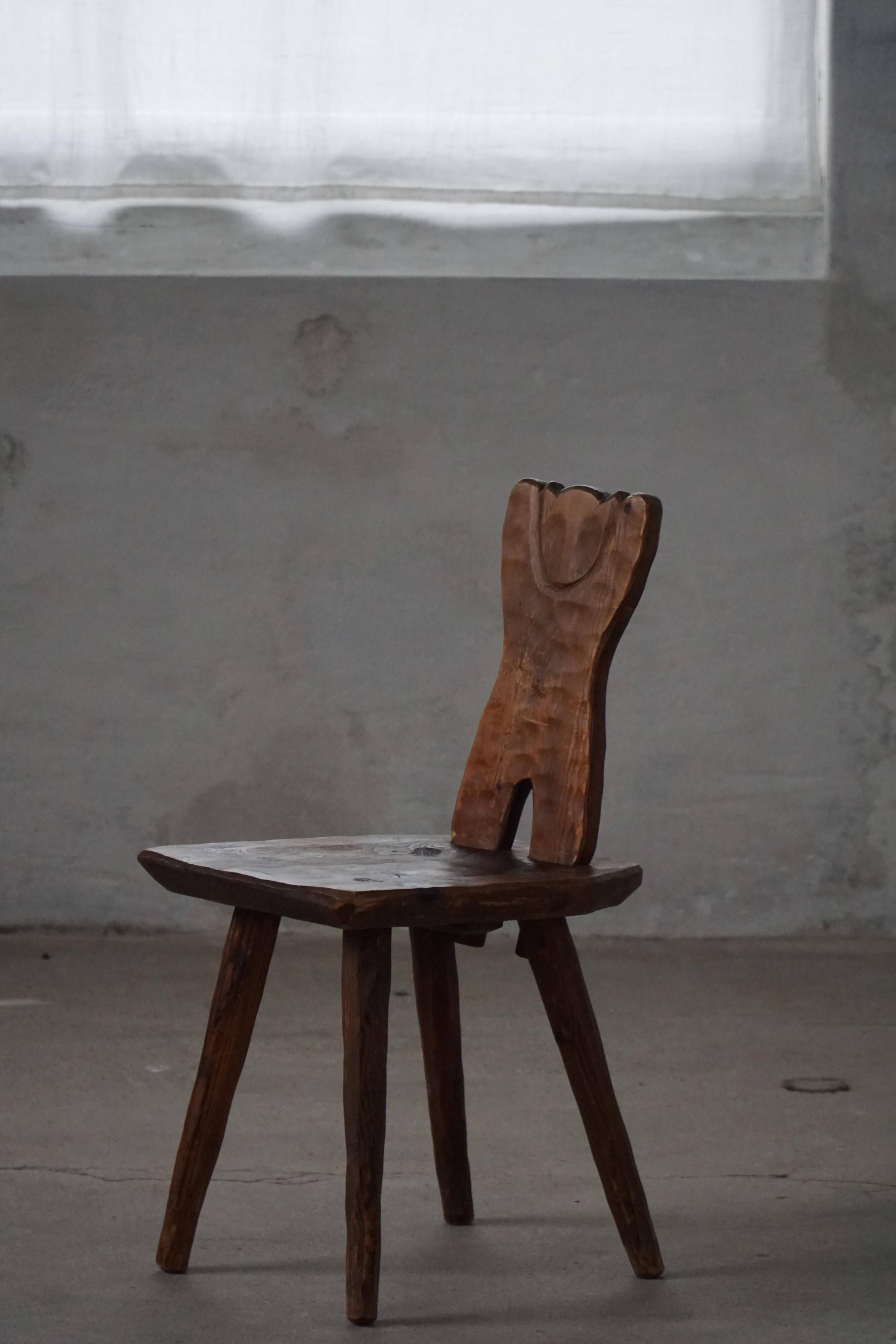 Mid-century Swedish ensemble, set of 4 "Sports Cabin" chairs handmade in pine, 1940s.