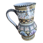 Vase, pichet Quimper marqué HEC PI24
