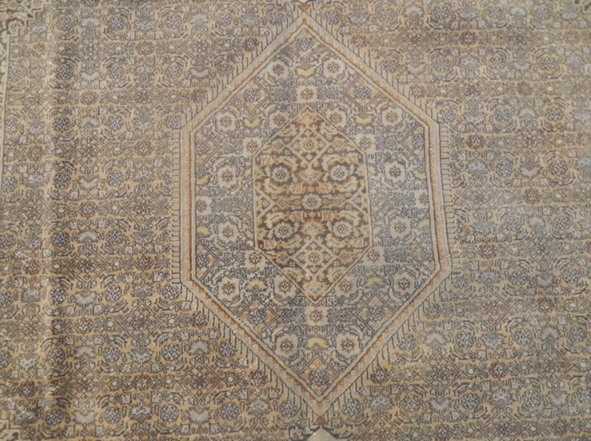 Vintage Turkish Oushak rug 240x300 cm