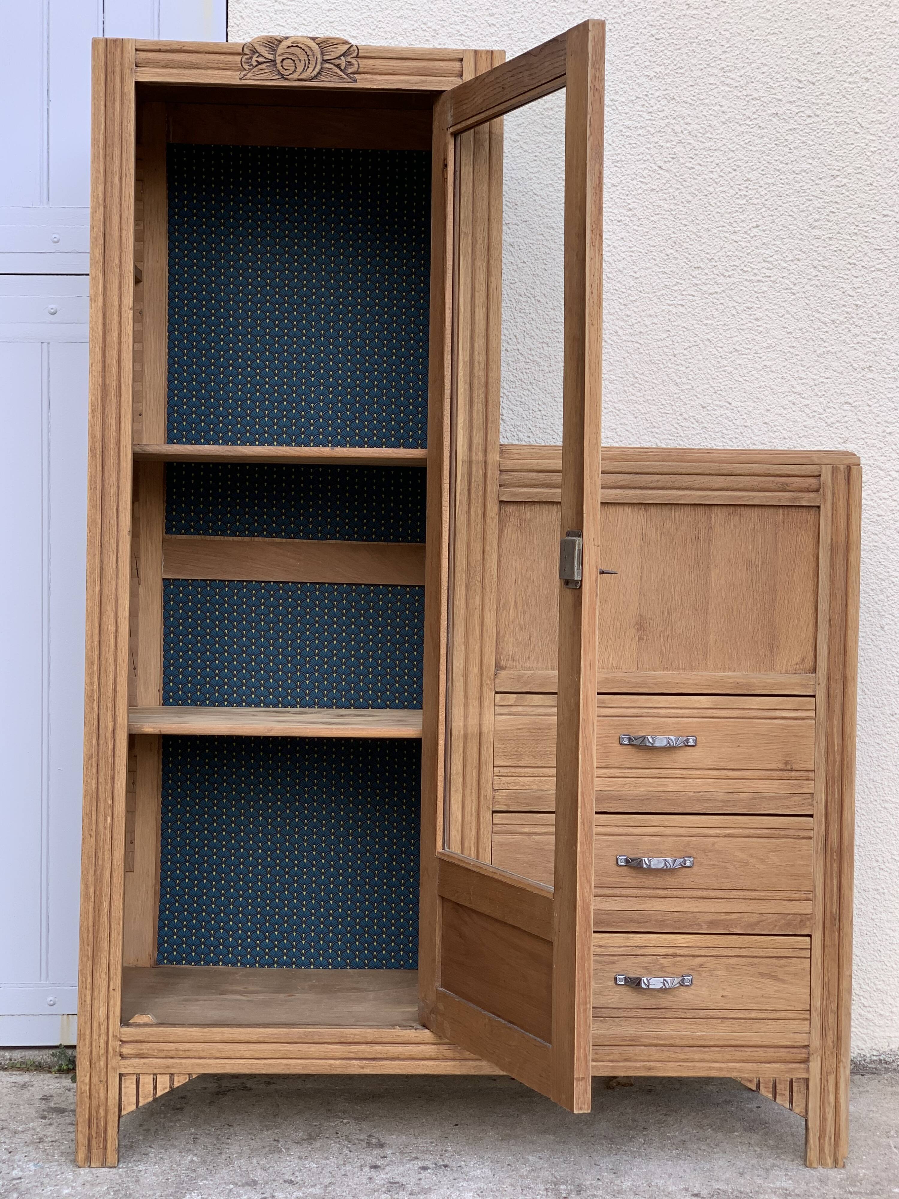 Art Deco asymmetrical glass Parisian wardrobe 1930