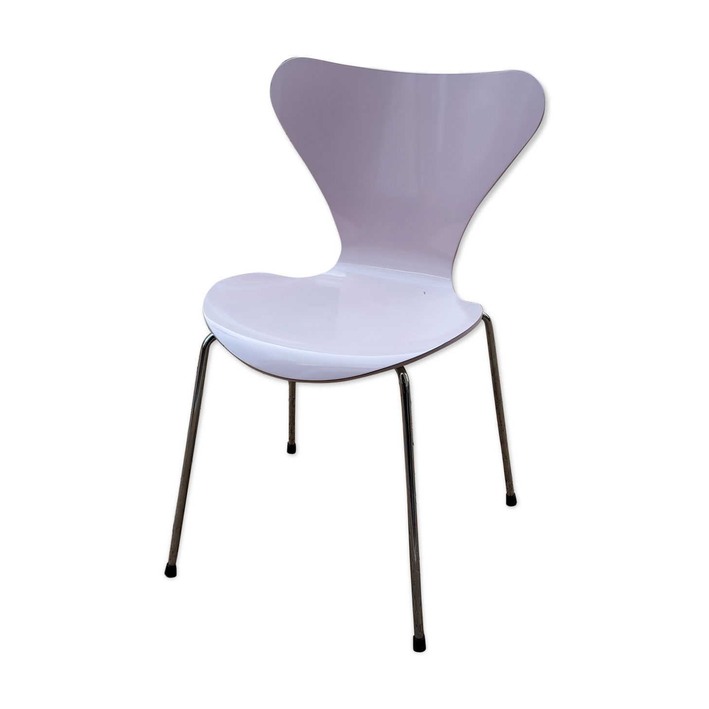 Chaise papillon série 7 d'Arne Jacobsen