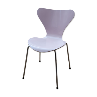 Chaise papillon série 7 d'Arne Jacobsen