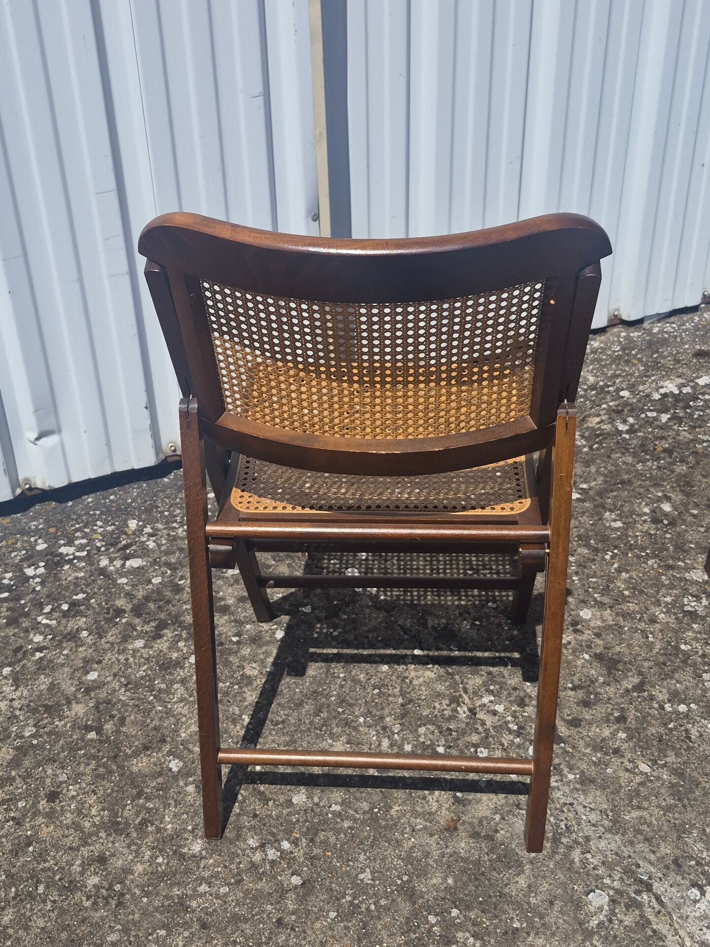 Vintage 2 chaises pliantes bois et cannage