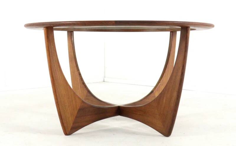 Table basse ronde 'Bellow' G-Plan Astro