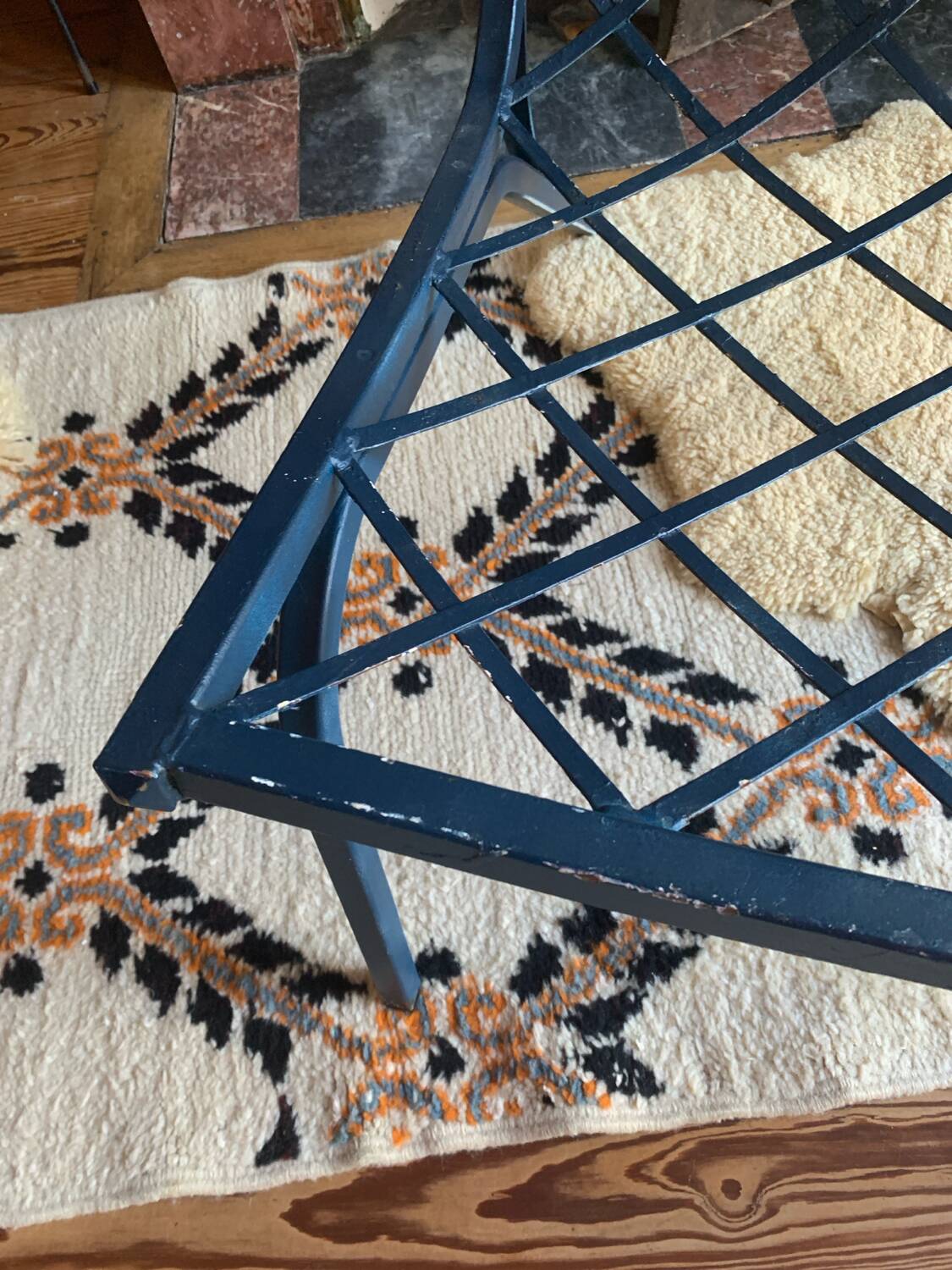 Metal armchair