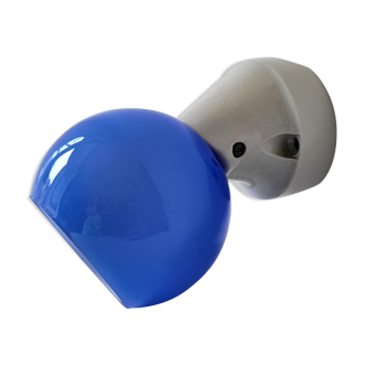 Wall lamp in porcelain and opaline