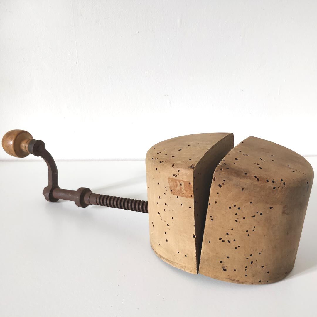 Head hat shape early 20th century