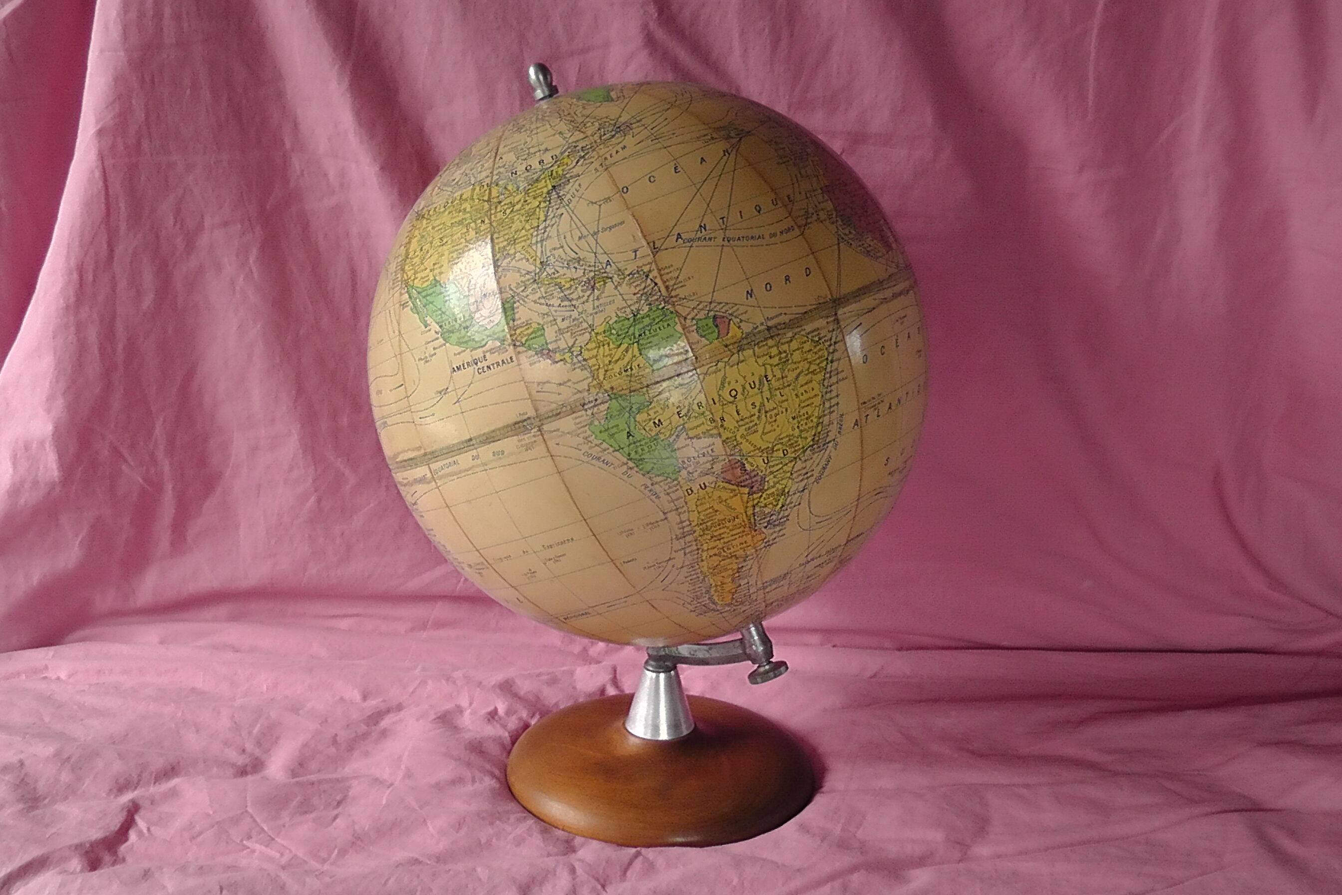 Globe terrestre Girard Barrère 42 cm 1950