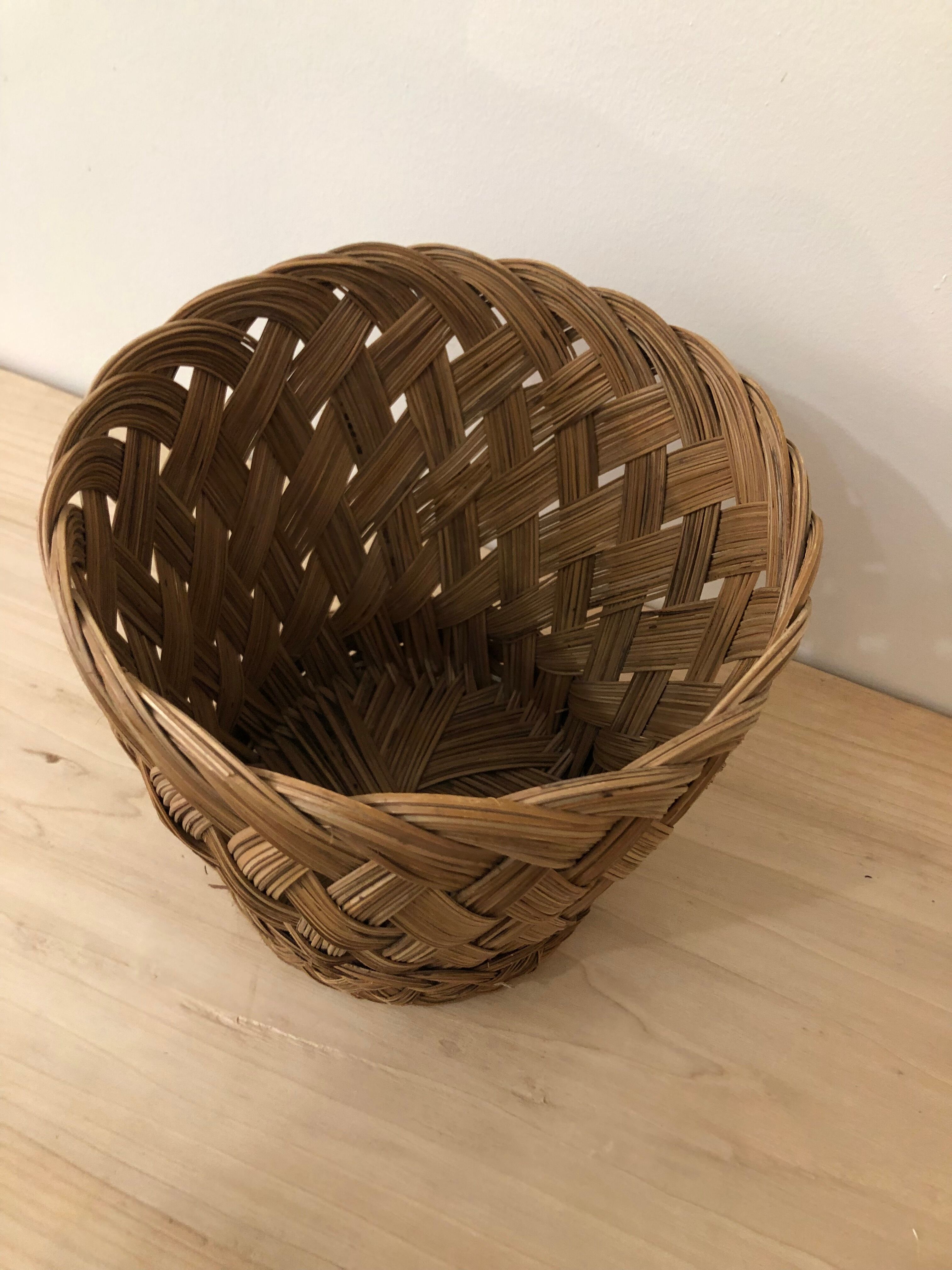 Wicker basket