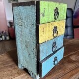 Small Moroccan-style wardrobe/drawers