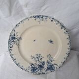 Round dish with cyclamen pattern, Gien porcelain