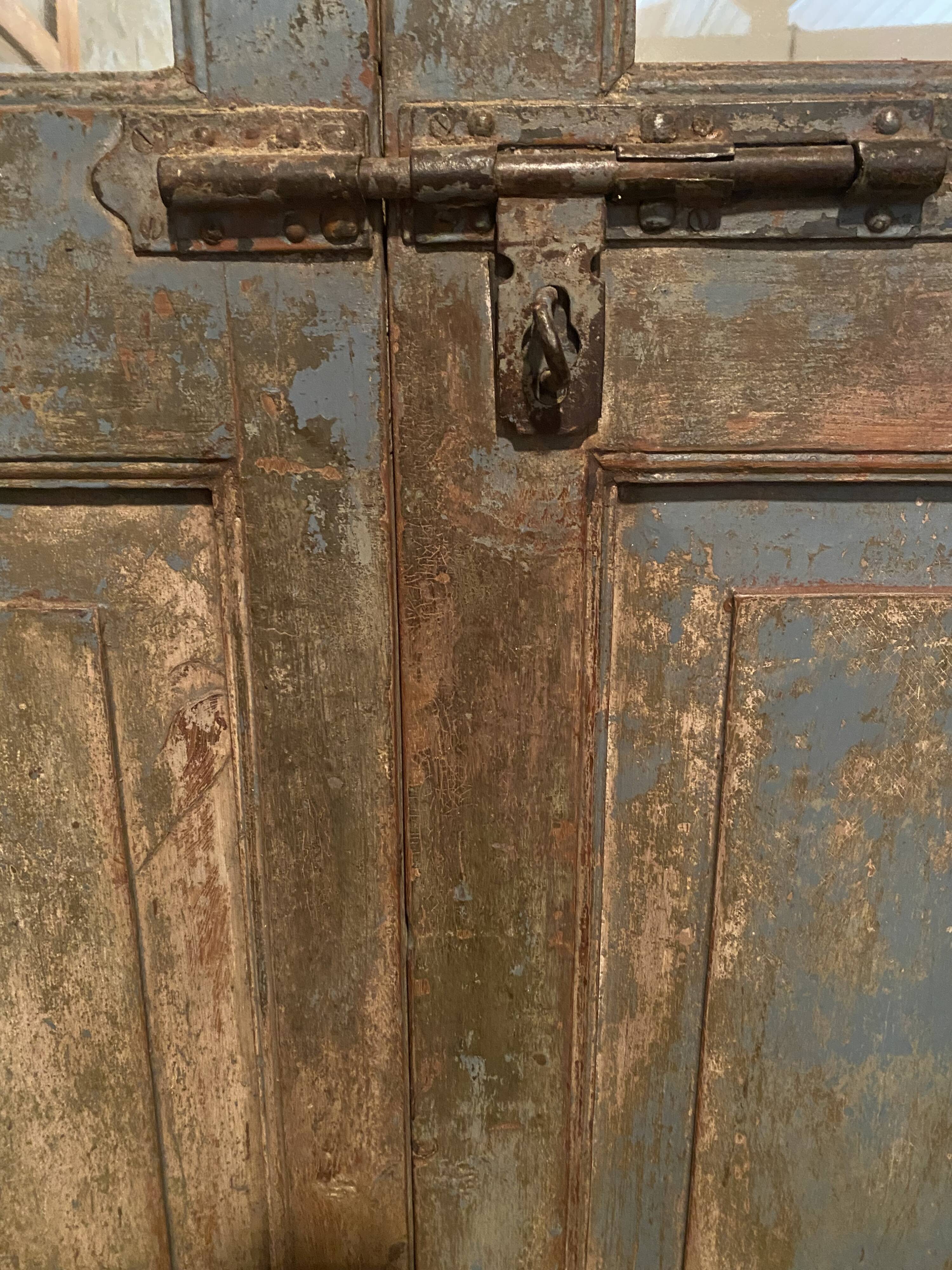 Indian door forming a mirror
