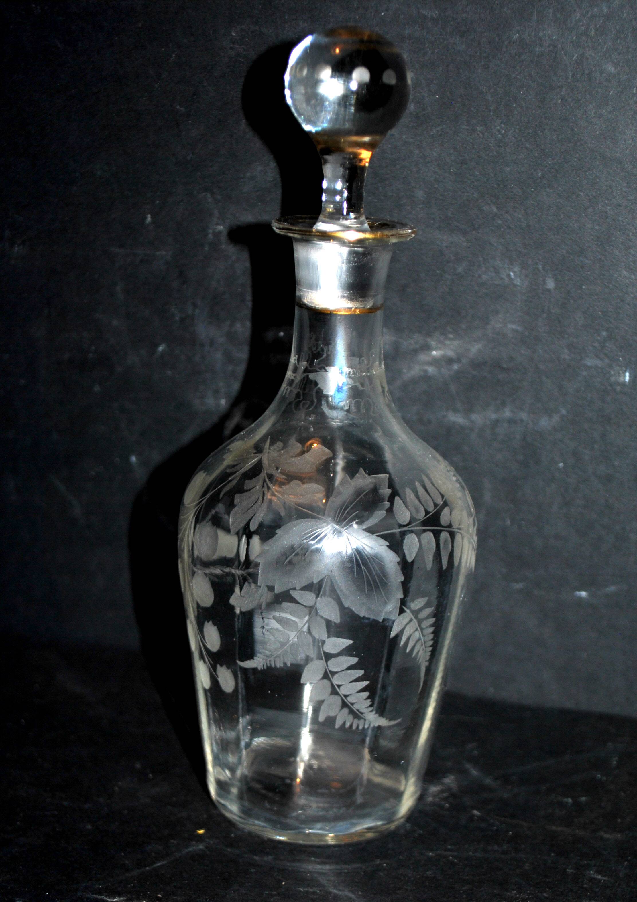 Carafe à liqueur 1900 en cristal soufflé gravé fougère muguet Cave à liqueur Cabaret