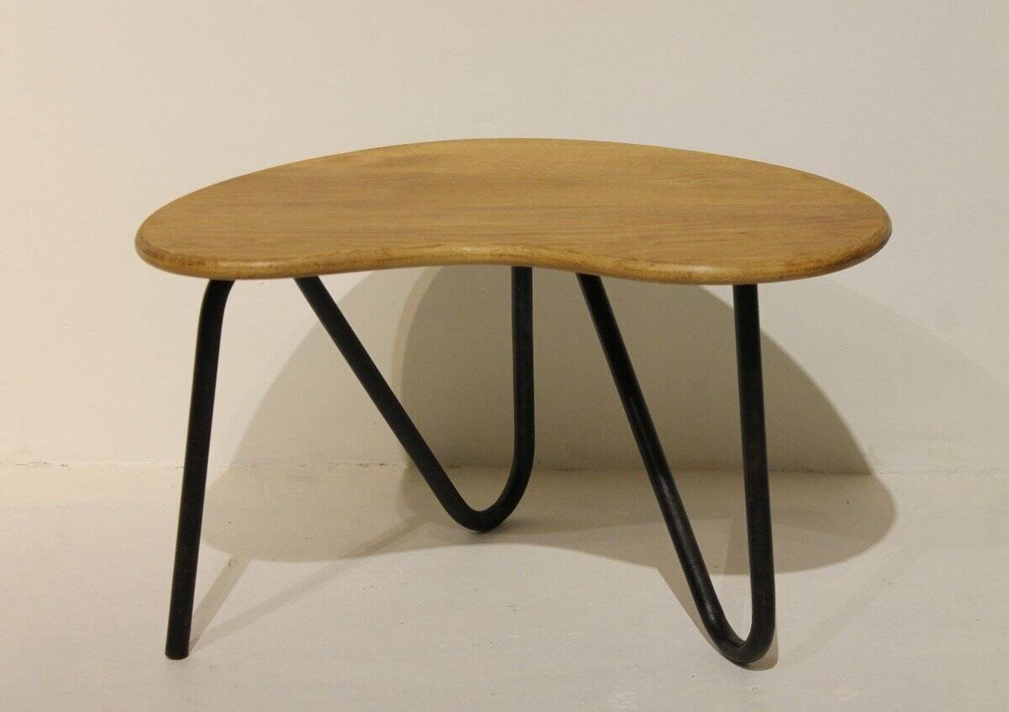 Table basse "Prefacto" Pierre Guariche, éditée par Airborne