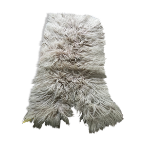 Tapis en fourrure, chèvre