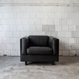 Pair of leather and leather armchairs by Zanotta Italia Anni '80