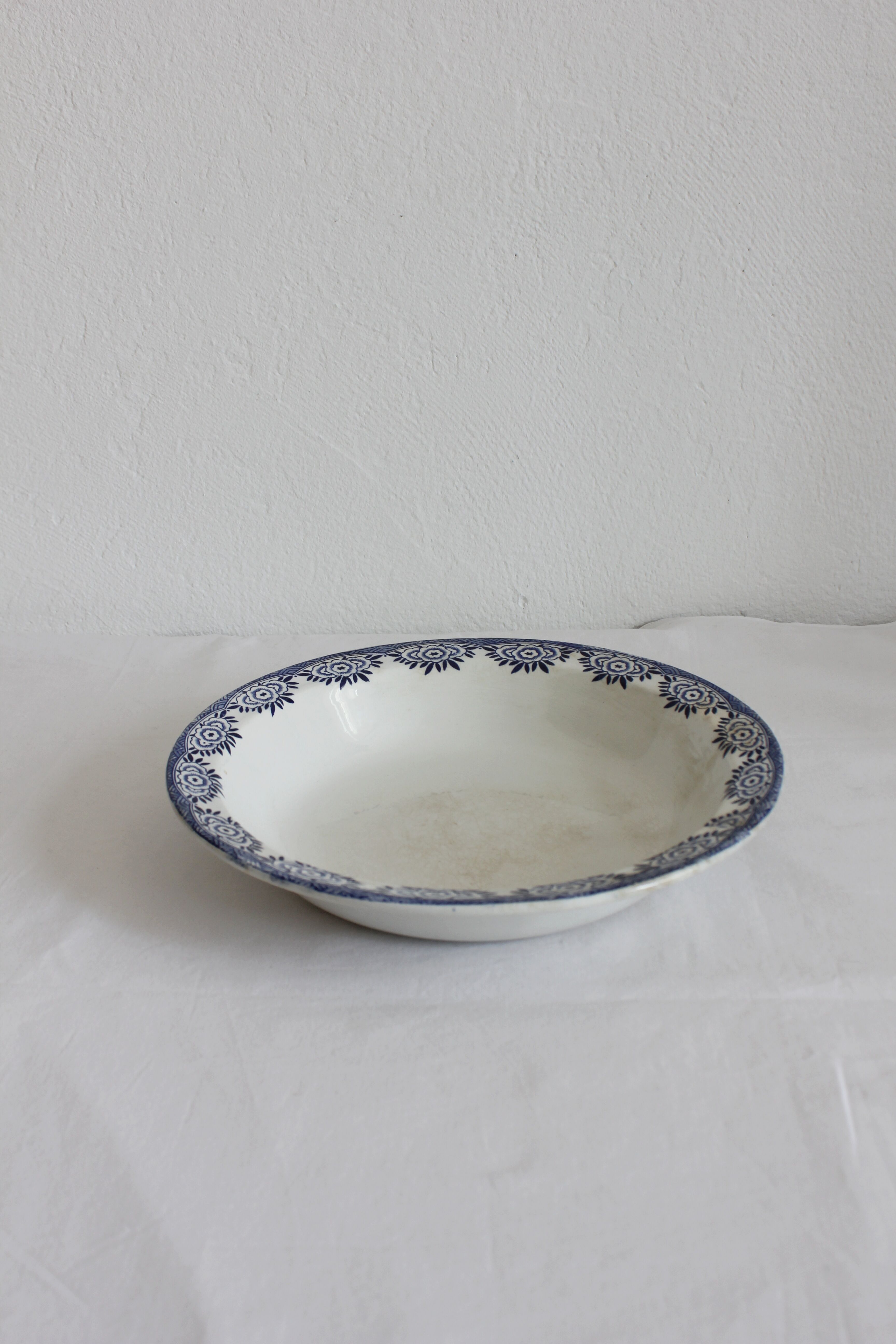 Deep dish or salad bowl in iron earth "capri" sarreguemines and digoin