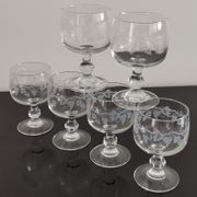 Set of 6 glasses on feet with water decoration grape and vine shoot
