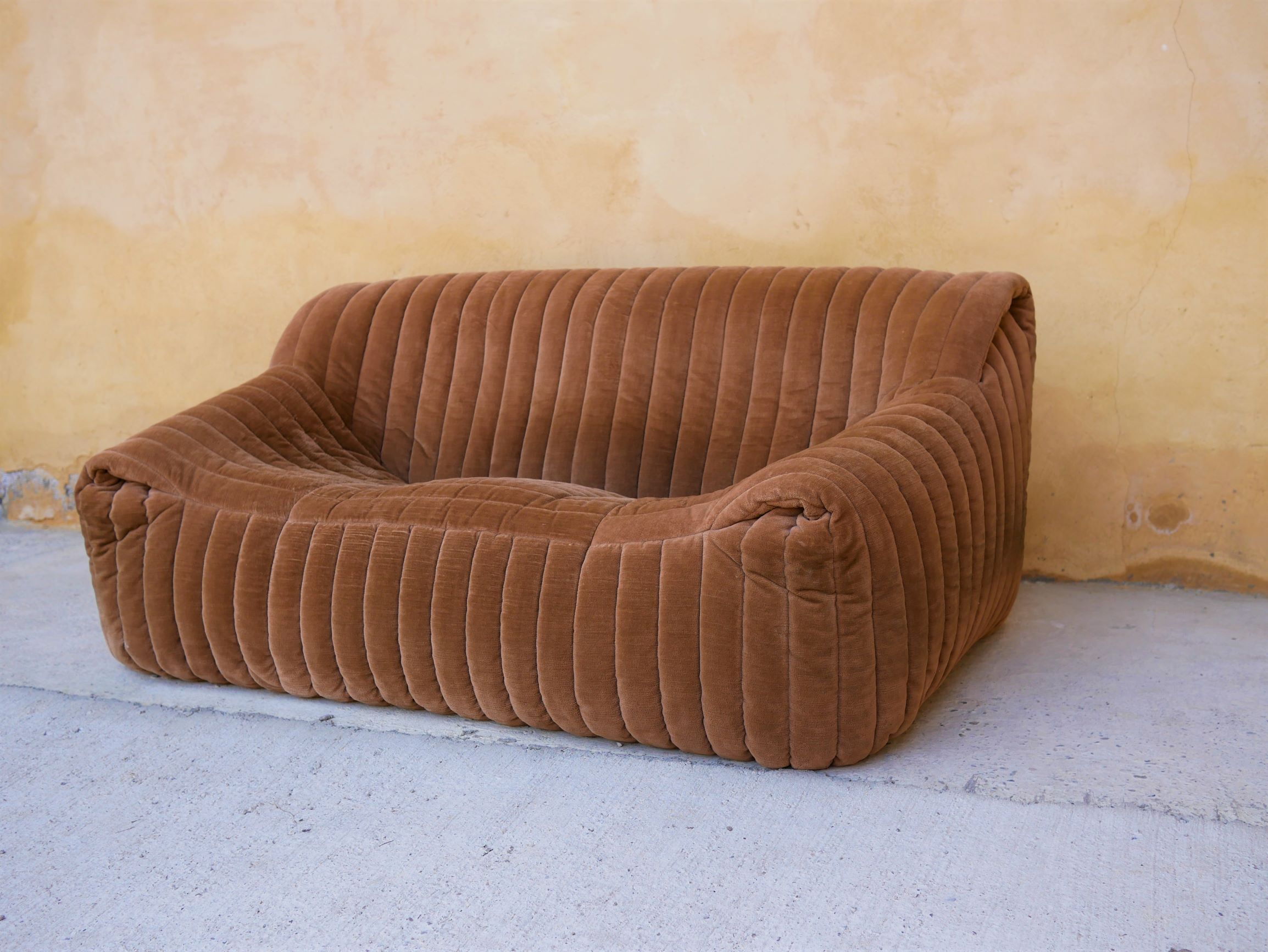 Sofa model "Sandra" by Annie Hieronimus for Cinna editions, 70